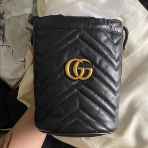 GG Marmont mini bucket bag